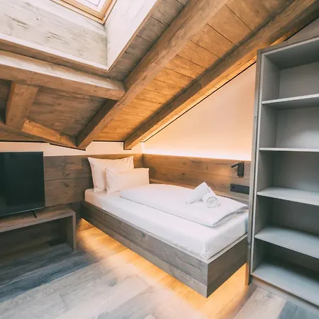 Livalpin Hideaway Apartman